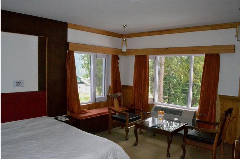 Hotel Alpine Ridge Gulmarg Room photo